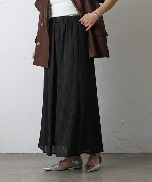 COLONY 2139（コロニートゥーワンスリーナイン）の「バンプストライプAラインスカート（スカート・レディース・ブラック/オフホワイト/ブルー・FREE）」の3枚目の写真