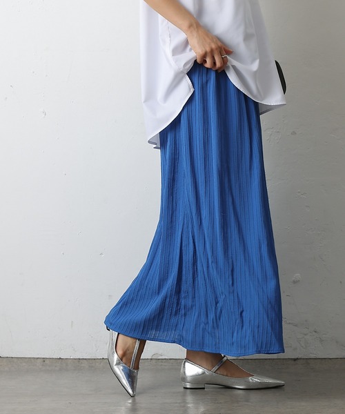 COLONY 2139（コロニートゥーワンスリーナイン）の「バンプストライプAラインスカート（スカート・レディース・ブラック/オフホワイト/ブルー・FREE）」の22枚目の写真