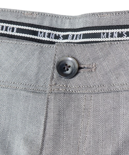 MEN'S BIGI(メンズビギ)の「シャドーヘリンボーンストレッチパンツ(スラックス・メンズ・ネイビー/ベージュ/ブラック/ホワイト/ライトグレー・05/04/03/02/01)」の11枚目の写真