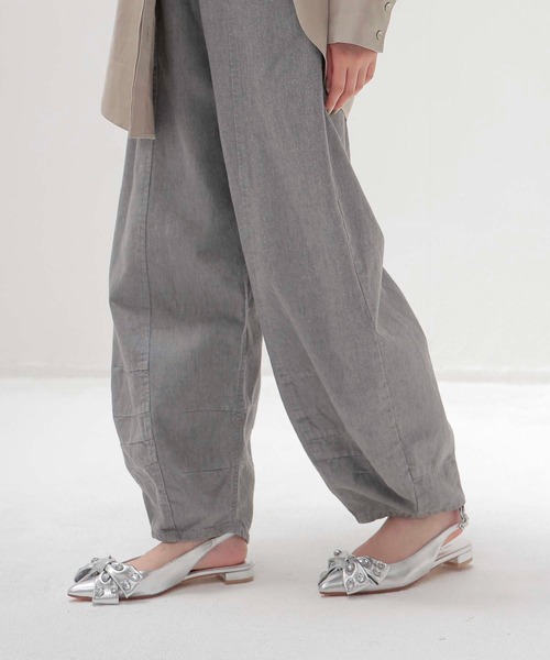 DRESSLAVE(ドレスレイブ)の「carrot grey denim(キャロットシルエットグレーデニム)(デニムパンツ・レディース・グレー・38/36)」の5枚目の写真