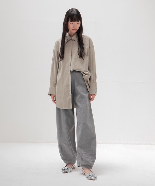 DRESSLAVE(ドレスレイブ)の「carrot grey denim(キャロットシルエットグレーデニム)(デニムパンツ・レディース・グレー・38/36)」の6枚目の写真