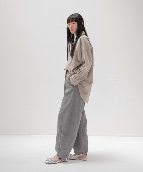 DRESSLAVE(ドレスレイブ)の「carrot grey denim(キャロットシルエットグレーデニム)(デニムパンツ・レディース・グレー・38/36)」の7枚目の写真