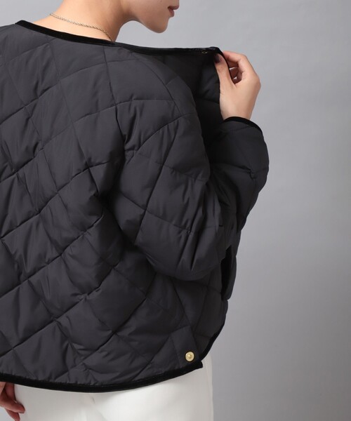 TAION（タイオン）の「【TAION×LIMONTA】別注ベロアパイピングショートダウン（ダウンジャケット/コート・レディース・ブラック/ベージュ/ネイビー・FREE）」の20枚目の写真