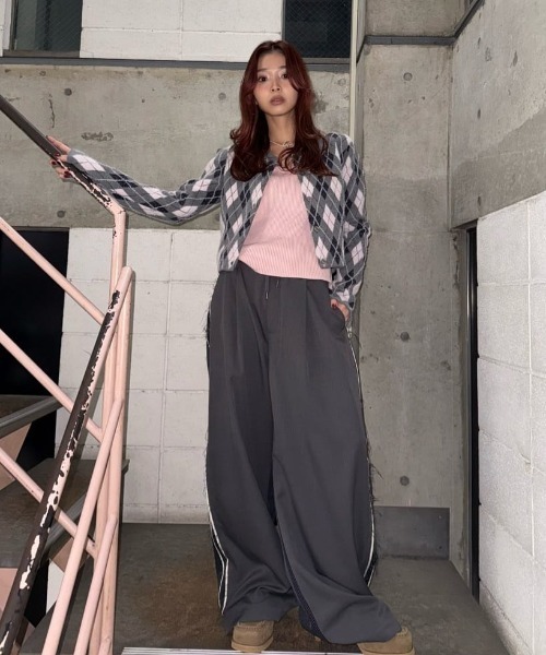 SLY（スライ）の「TWO TONE REMAKE LIKE PANTS ツートーン リメイクライク パンツ 秋服（スラックス・レディース・杢グレー/ネイビー系・1/2）」の4枚目の写真