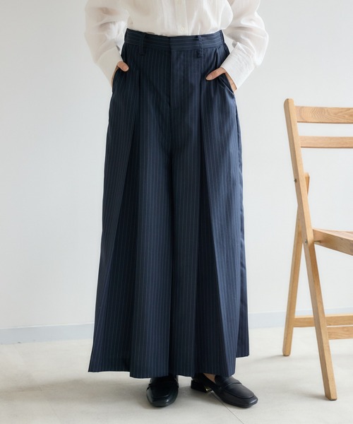 KATHARINE ROSS(キャサリンロス)の「【KATHARINE ROSS】ピンストライプボックスプリーツパンツ(その他パンツ・レディース・カーキ/ネイビー・MEDIUM)」の13枚目の写真