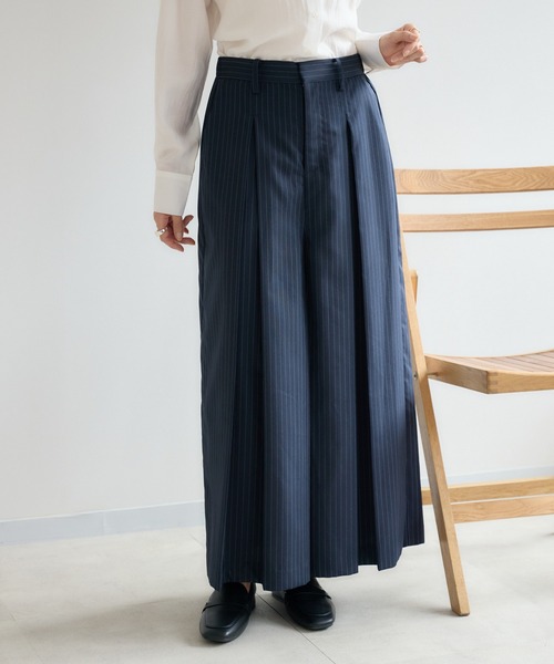 KATHARINE ROSS(キャサリンロス)の「【KATHARINE ROSS】ピンストライプボックスプリーツパンツ(その他パンツ・レディース・カーキ/ネイビー・MEDIUM)」の14枚目の写真