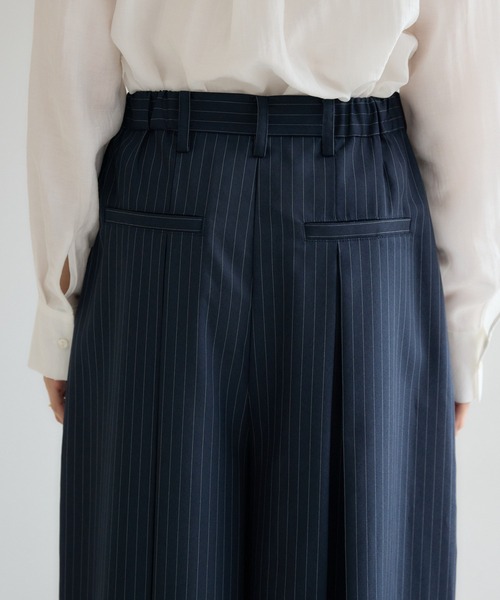 KATHARINE ROSS(キャサリンロス)の「【KATHARINE ROSS】ピンストライプボックスプリーツパンツ(その他パンツ・レディース・カーキ/ネイビー・MEDIUM)」の18枚目の写真