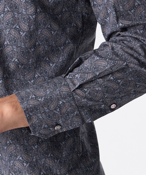 EPOCA UOMO(エポカウォモ)の「ペイズリープリントシャツ(シャツ/ブラウス・メンズ・ライトグレー/ダークネイビー・48/46)」の8枚目の写真