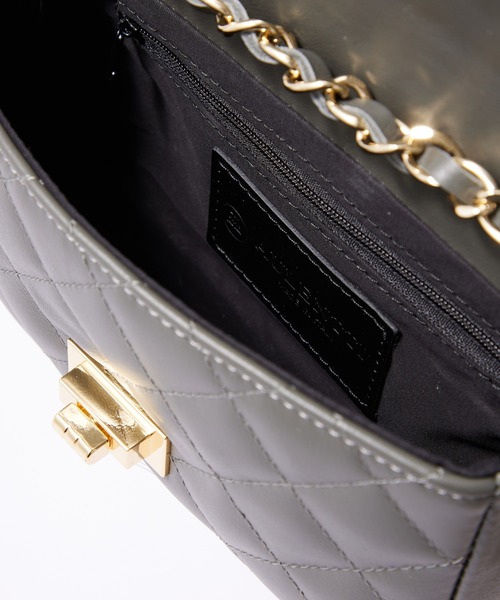 AULENTTI(オウレンティ)の「【forksy.】【AULENTTI / オウレンティ】キルティングチェーンショルダーバッグ(ハンドバッグ・レディース・ダークグレー/ブラック・FREE)」の6枚目の写真