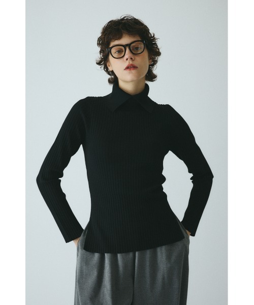 HeRIN.CYE（ヘリンドットサイ）の「Stand collar knit top　　スタンドカラーニットトップ（ニット/セーター・レディース・ピンク/ブルー/ブラウン/ブラック・FREE）」の2枚目の写真