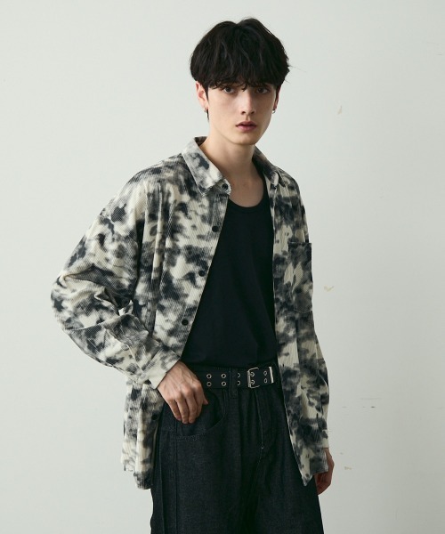 Shoowtime（ショウタイム）の「タイダイパターンコーデュロイシャツ / Tie-Dye Style Corduroy Shirt（シャツ/ブラウス・メンズ・ホワイト/カーキ/ブラック・MEDIUM/LARGE/X-LARGE）」の6枚目の写真