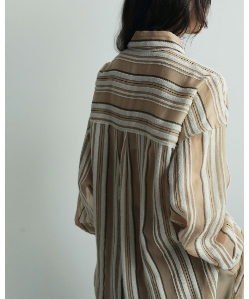 anuke（アンヌーク）の「Sheer Stripe Shirts（シャツ/ブラウス・レディース・ブラウン/ベージュ・FREE）」の11枚目の写真
