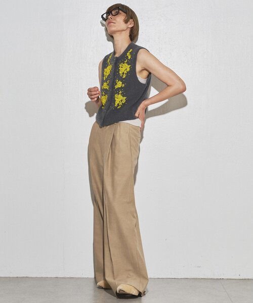 Whim Gazette（ウィムガゼット）の「【GEMINI】ビーズニットジレ（ベスト・レディース・グレー/オフホワイト・FREE）」の6枚目の写真