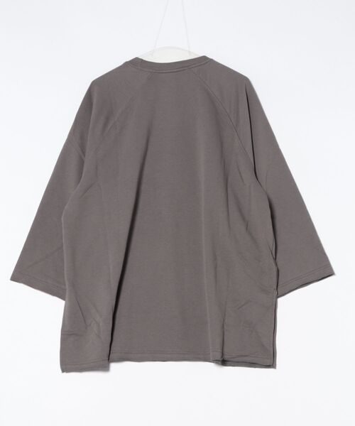 Lace Ladies(レースレディース)の「ソリッドカラー ラウンドネック チュニック プルオーバー(Tシャツ/カットソー・レディース・ブラック/グレー/ホワイト・FREE)」の4枚目の写真