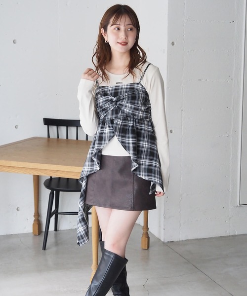 tiptop（ティップトップ）の「チェックアシメフリルキャミ（キャミソール・レディース・ブラック/ブラウン・FREE）」の10枚目の写真