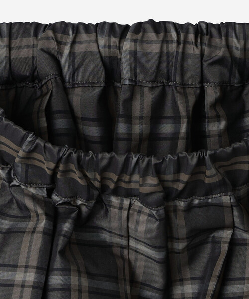 LE GLAZIK（ルグラジック）の「LE GLAZIK | メモリーツイル タックスカート CHECK WOMEN（スカート・レディース・グレー系その他/ベージュ系その他・36）」の6枚目の写真