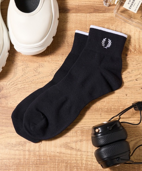 FRED PERRY（フレッドペリー）の「【FRED PERRY】SINGLE TIPPED SHORT SOCKS F20009（ソックス/靴下・メンズ・ネイビー/ブラック系1/ホワイト/ブラック・25-27/23-25）」の4枚目の写真