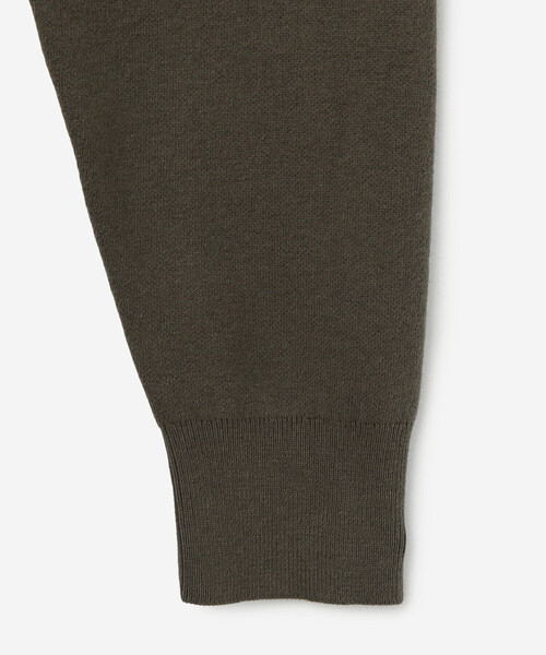 RYE TENDER(ライテンダー)の「RYE TENDER | 〈別注〉クルーネック ニット WOMEN(ニット/セーター・レディース・ネイビー/ブラウン系その他/ブラック・0)」の7枚目の写真