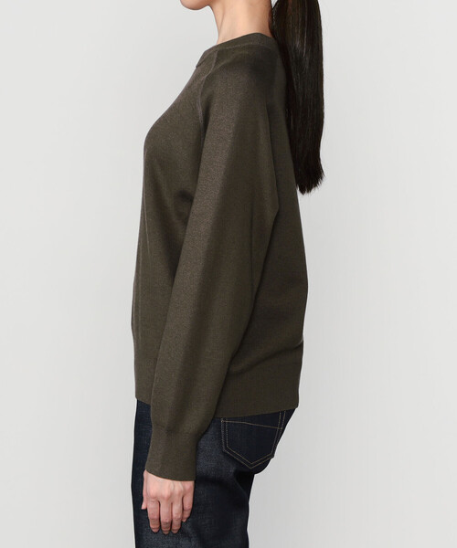 RYE TENDER(ライテンダー)の「RYE TENDER | 〈別注〉クルーネック ニット WOMEN(ニット/セーター・レディース・ネイビー/ブラウン系その他/ブラック・0)」の10枚目の写真