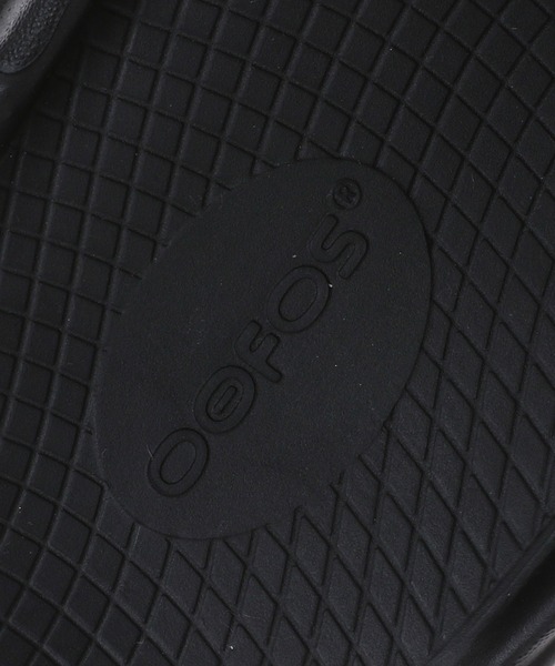 OOFOS（ウーフォス）の「OOFOS Ooriginal 2000010050182（サンダル・レディース・ブラック・23㎝/25㎝/28cm/27cm/24㎝/26cm）」の8枚目の写真