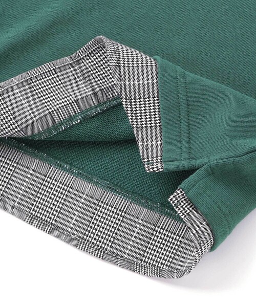 BeBe（ベベ）の「パッチ刺しゅうロゴレイヤード風トレーナー（スウェット・キッズ・グリーン/ブルー・130cm/110cm/120cm/150cm/140cm/100cm）」の9枚目の写真