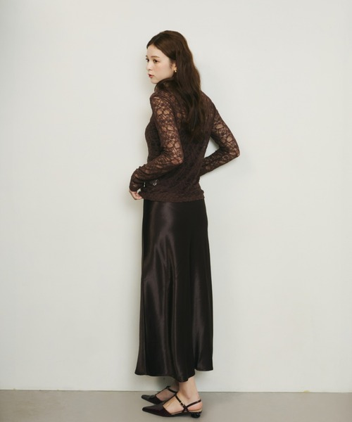 Olu.(オルドット)の「ルミナスサテンライクスカート(スカート・レディース・アイボリー/ブラック/ブラウン・0/1)」の15枚目の写真