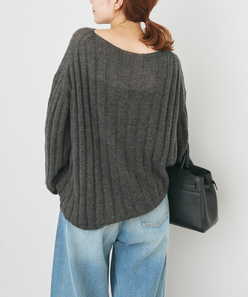 Spick & Span（スピックアンドスパン）の「ワイドリブボードネックプルオーバー（ニット/セーター・レディース・ブラック/カーキ・FREE）」の6枚目の写真