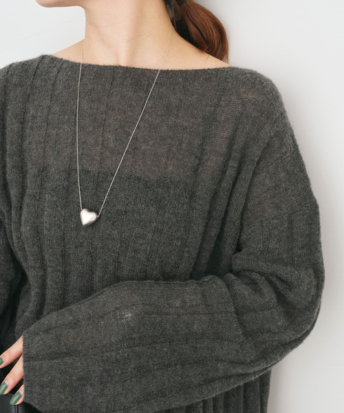 Spick & Span（スピックアンドスパン）の「ワイドリブボードネックプルオーバー（ニット/セーター・レディース・ブラック/カーキ・FREE）」の5枚目の写真