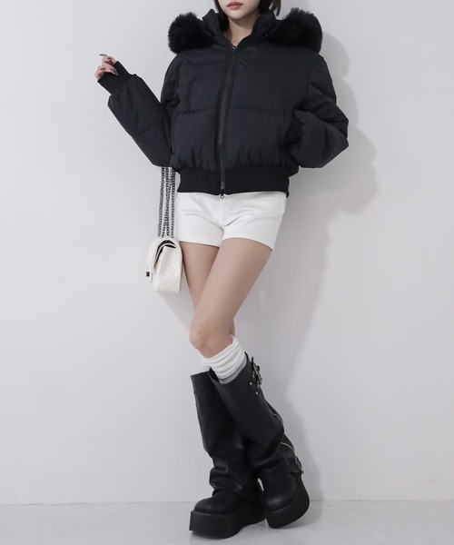 me+em select（ミームセレクト）の「【 フード取り外し可能２ＷＡＹ 】フェイクファーフードショートダウンジャケット ／ 2WAY fake fur hoodie short down jacket（ダウンジャケット/コート・レディース・ブラック/ホワイト/アイボリー・FREE）」の17枚目の写真