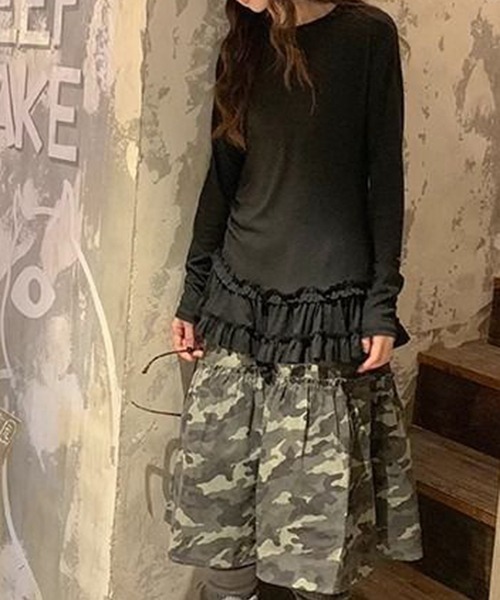 gossip!ロサンゼルス(ゴシップロサンゼルス)の「YUGA レース裾ケーキスカートトップス(Tシャツ/カットソー・レディース・ホワイト/ブラック・FREE)」の13枚目の写真
