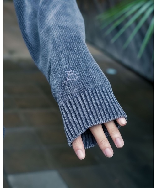 BILLABONG(ビラボン)の「BILLABONG メンズ GARAGE CREW NECK セーター 【2025年秋冬モデル】 @autumn /ビラボンレザーロゴワンポイントクルーネックニットセーター(ニット/セーター・メンズ・チャコールグレー/インディゴブルー/ブラウン・MEDIUM/LARGE/X-LARGE)」の10枚目の写真