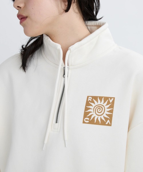 RVCA(ルーカ)の「RVCA レディース BAGGIE BF HALFZIP スウェットジャケット 【2025年秋冬モデル】 @autumn/ルーカハーフジップスウェットトレーナー(スウェット・レディース・ブラック/オフホワイト・SMALL/MEDIUM)」の10枚目の写真