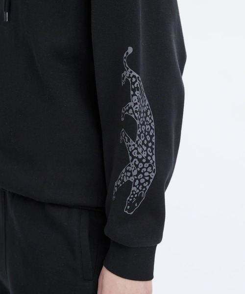 RVCA(ルーカ)の「RVCA レディース BAGGIE BF HALFZIP スウェットジャケット 【2025年秋冬モデル】 @autumn/ルーカハーフジップスウェットトレーナー(スウェット・レディース・ブラック/オフホワイト・SMALL/MEDIUM)」の4枚目の写真