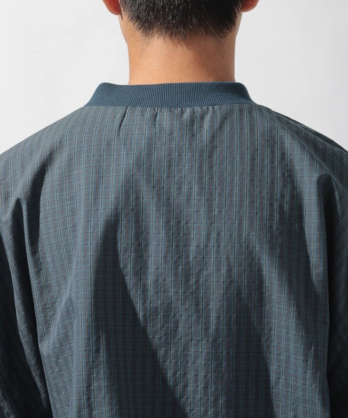 niko and...(ニコアンド)の「レトロチェック布帛プルオーバー(Tシャツ/カットソー・メンズ・ネイビー/ベージュ・LARGE/MEDIUM)」の16枚目の写真