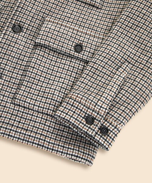 BROOKS BROTHERS(ブルックスブラザーズ)の「ウール/ポリエステル ダブルフェイス ガンクラブチェック ウォーキングコート(カバーオール・メンズ・ベージュ・SMALL/LARGE/MEDIUM)」の3枚目の写真