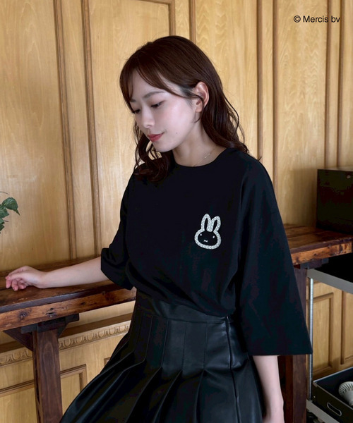 MIIA(ミーア)の「miffy バックプリントTシャツ (とんがり耳)(Tシャツ/カットソー・レディース・ブラック/オフホワイト・FREE)」の4枚目の写真