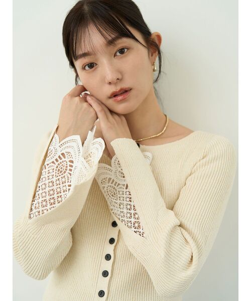 LAGUNAMOON（ラグナムーン）の「レーススリーブニットプルオーバー（ニット/セーター・レディース・レッド/ブラック/アイボリー・FREE）」の9枚目の写真