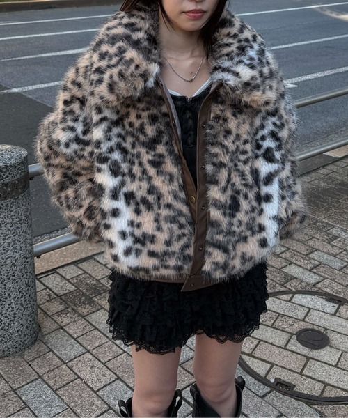 sedacle girl(セダクルガール)の「フェイクファーショートブルゾン(ブルゾン・レディース・ブラウン/レオパード/ダークグレー・FREE)」の3枚目の写真