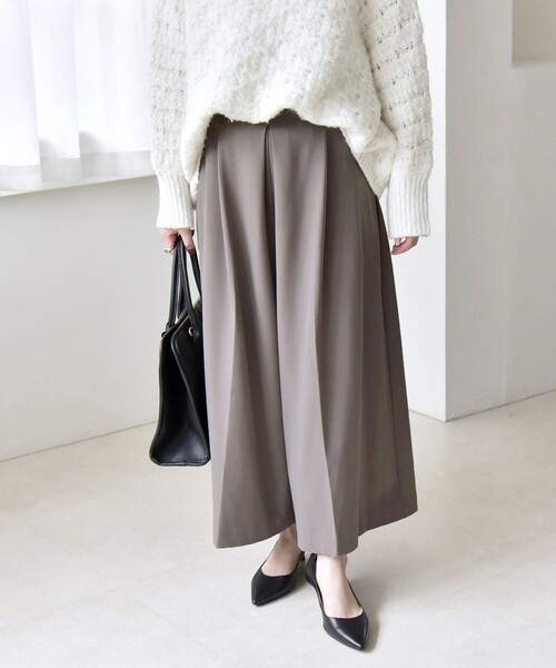 quaranciel(カランシエル)の「quaranciel:〈洗濯機可能〉ウォーム タック ワイド キュロット パンツ(その他パンツ・レディース・ブラック/チャコールグレー・40/38/36)」の5枚目の写真