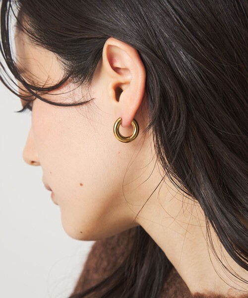 green label relaxing（グリーンレーベルリラクシング）の「【WEB限定】フープピアス（ピアス（両耳用）・レディース・シルバー/ゴールド・FREE）」の7枚目の写真