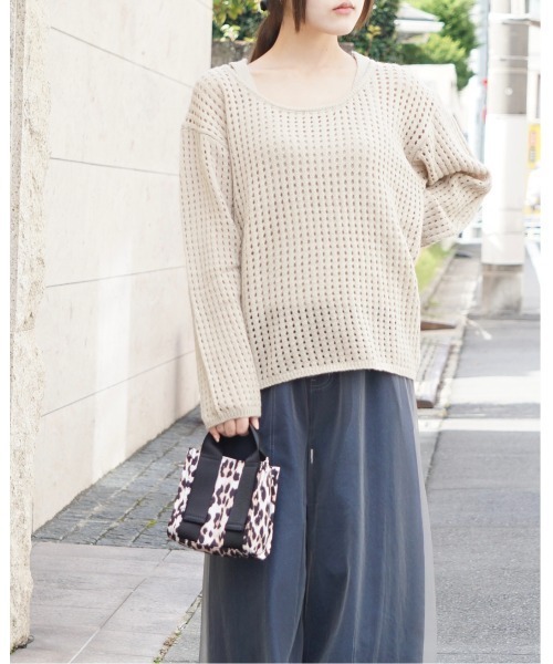 Alt due(オルトデュー)の「【Alt due/オルト デュー】メッシュニットプルオーバー タンクトップセット(ニット/セーター・レディース・ブラック/ベージュ/ブラウン・FREE)」の3枚目の写真