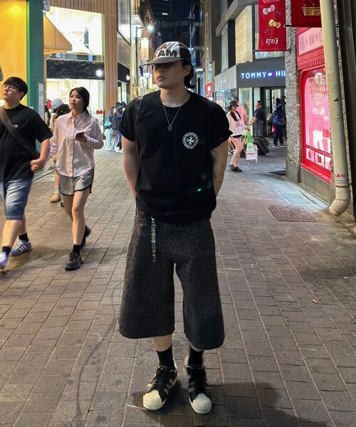 PUNCH DRUNK PARTIES(パンチドランクパーティーズ)の「Circle Logo Narrow Tee (BLACK)(Tシャツ/カットソー・レディース・ブラック・1/2/3)」の8枚目の写真