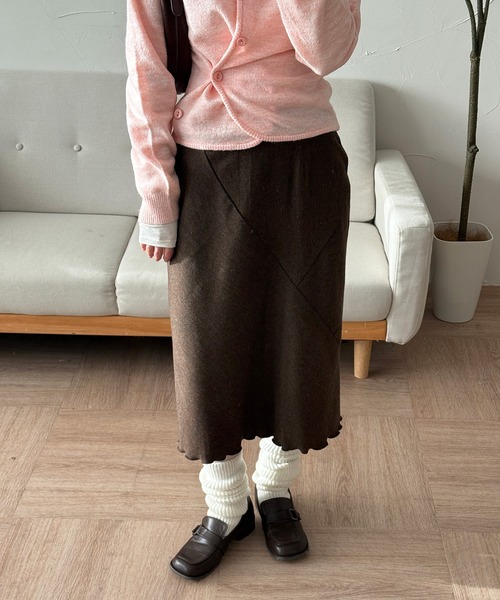 MUHET（ミュエータ）の「assorted bias detail skirt / アソートバイアススカート（スカート・レディース・ブラック/ブラウン・MEDIUM/LARGE）」の3枚目の写真