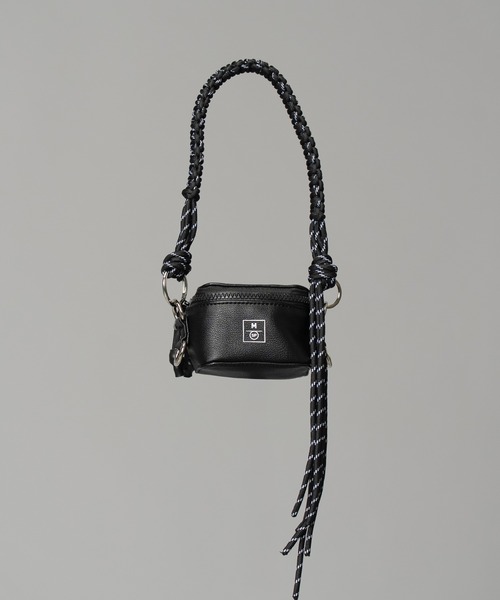 THEATRE PRODUCTS（シアタープロダクツ）の「《UNISEX》【THEATRE PRODUCTS】Collaboration With Charm Shoulder Leather Back/シアタープロダクツコラボレーションチャームレザーバック【MAISON SPECIAL/メゾンスペシャル】（エコバッグ/サブバッグ・メンズ・ブラック/シルバー・FREE）」の6枚目の写真