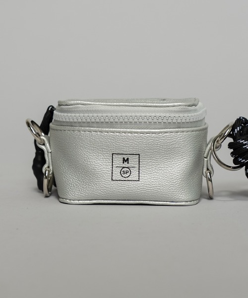 THEATRE PRODUCTS（シアタープロダクツ）の「《UNISEX》【THEATRE PRODUCTS】Collaboration With Charm Shoulder Leather Back/シアタープロダクツコラボレーションチャームレザーバック【MAISON SPECIAL/メゾンスペシャル】（エコバッグ/サブバッグ・メンズ・ブラック/シルバー・FREE）」の11枚目の写真