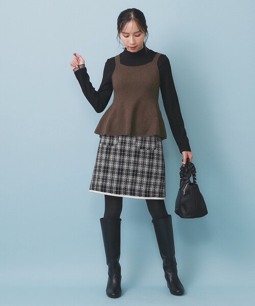 index（インデックス）の「ペプラムニットキャミソール/アンサンブル対応【洗える】（タンクトップ・レディース・パープル/ホワイト系9/ブラウン系その他/グレー・00）」の10枚目の写真