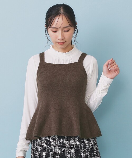 index（インデックス）の「ペプラムニットキャミソール/アンサンブル対応【洗える】（タンクトップ・レディース・パープル/ホワイト系9/ブラウン系その他/グレー・00）」の21枚目の写真