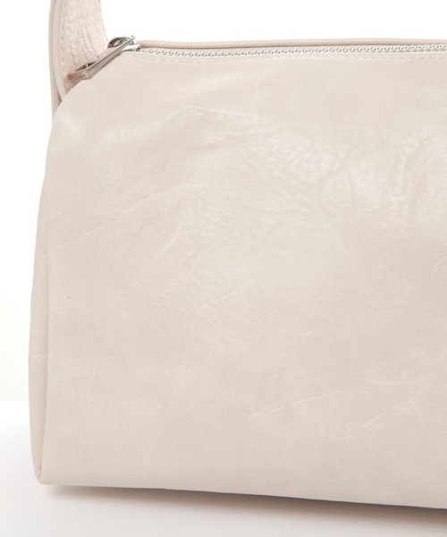 LAKOLE（ラコレ）の「フェイクレザースクエアショルダーバッグ / 633373（ショルダーバッグ・レディース・ライトブラウン/オフホワイト/ブラック・FREE）」の12枚目の写真