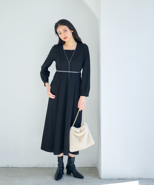 12Twelve Agenda(トゥエルブ アジェンダ)の「配色パイピングカットソーフレアワンピース(ワンピース・レディース・ブラック/グレイッシュベージュ/ミント・M)」の7枚目の写真