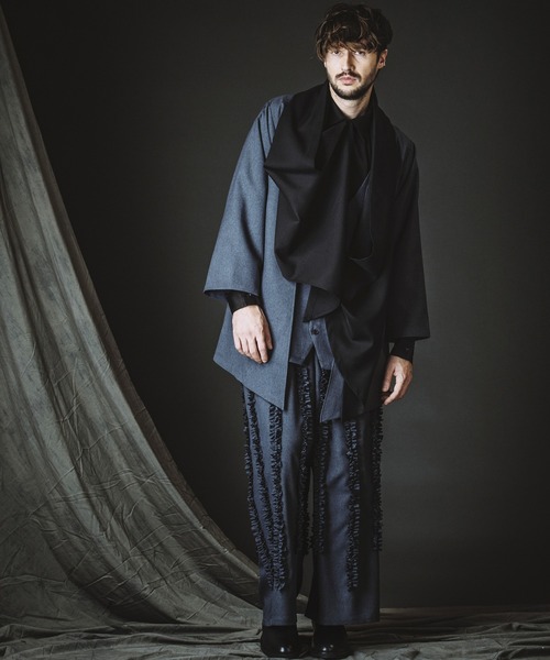 NO ID.(ノーアイディ)の「【NO ID.】Flexible Layered Gown / フレキシブル レイヤード ガウン(カーディガン/ボレロ・メンズ・ブラック/その他22/グレー・ONE SIZE)」の17枚目の写真